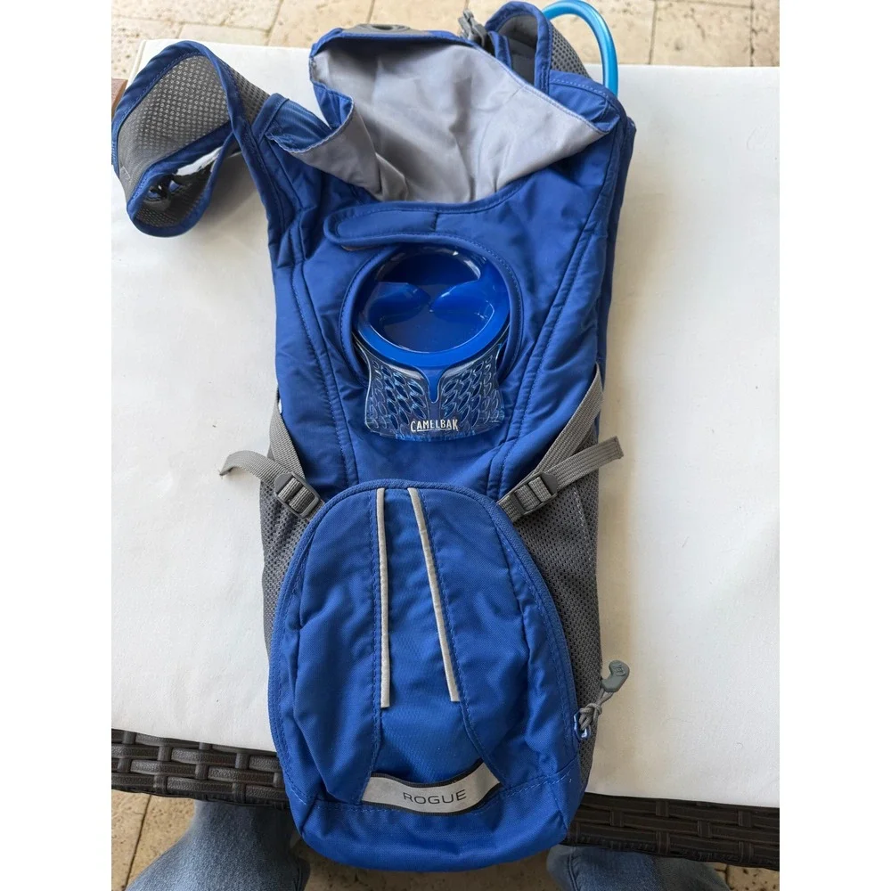 CamelBak Rogue light Hydration Pack Blue Grey Cycling Hiking‎ Backpack w Bladder